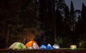 【家族や仲間で！】キャンプ入門！初心者が揃えるべきキャンプ用品おすすめ１０選！
